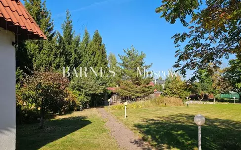 2-этажный коттедж 300 м² с отделкой