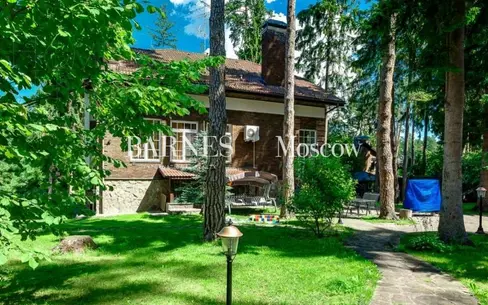 2-этажный коттедж 550 м² с отделкой