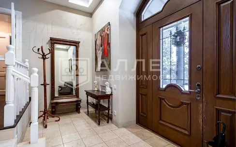 2-этажный коттедж 635 м² с отделкой