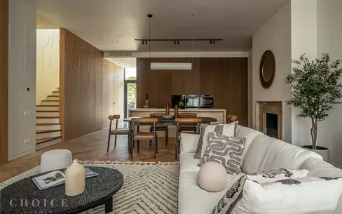 3-этажный таунхаус 277 м² с отделкой