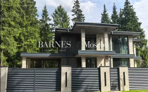 2-этажный коттедж 280 м² без отделки