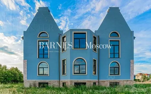 2-этажный коттедж 1 082 м² без отделки