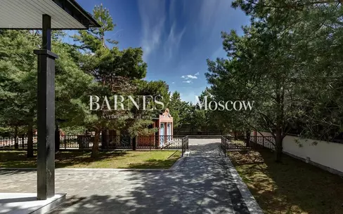 2-этажный коттедж 445.4 м² с отделкой