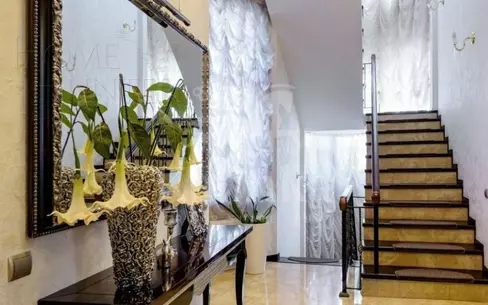 2-этажный таунхаус 306.1 м² с отделкой