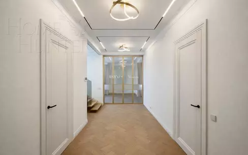 2-этажный коттедж 323 м² без отделки