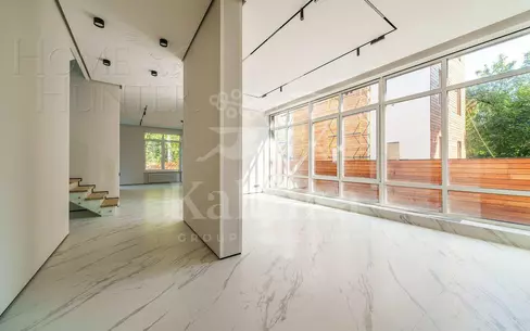 2-этажный коттедж 302 м² с отделкой