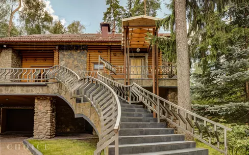 2-этажный коттедж 725 м² с отделкой