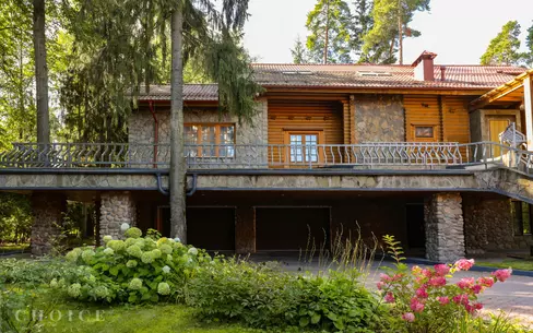 2-этажный коттедж 725 м² с отделкой