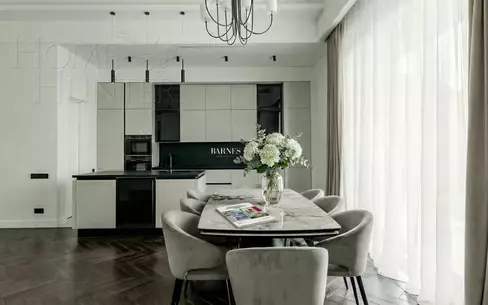 1-этажный коттедж 990 м² с отделкой