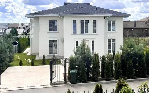 2-этажный коттедж 440 м² с отделкой