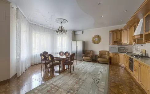 2-этажный коттедж 732 м² с отделкой