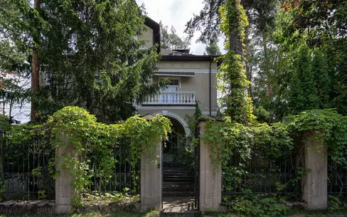 2-этажный коттедж 680 м² с отделкой