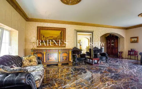 2-этажный коттедж 750 м² с отделкой