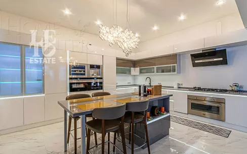 2-этажный коттедж 710 м² с отделкой