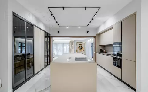 2-этажный коттедж 357 м² с отделкой