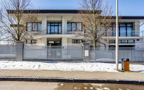 2-этажный коттедж 1 015.19 м² с отделкой