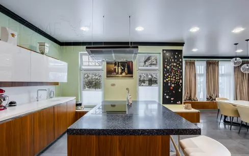 2-этажный коттедж 600 м² с отделкой