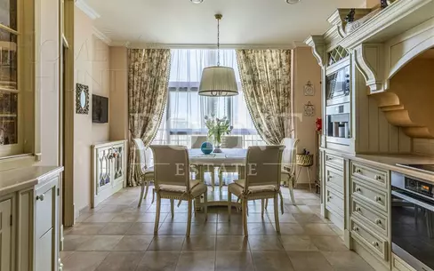 4-КОМН. КВАРТИРА С ОТДЕЛКОЙ 244 М² НА 15 ЭТАЖЕ