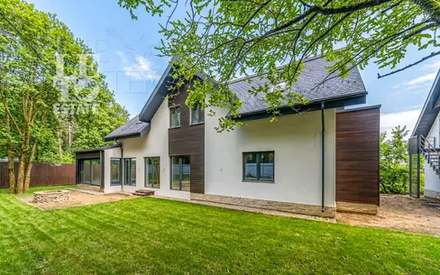 2-этажный коттедж 300 м² без отделки