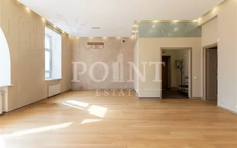 6-КОМН. КВАРТИРА С ОТДЕЛКОЙ 186 М² НА 3 ЭТАЖЕ