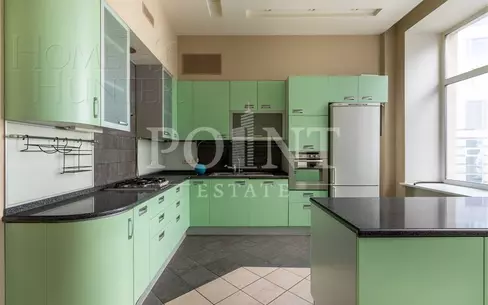 6-КОМН. КВАРТИРА С ОТДЕЛКОЙ 186 М² НА 3 ЭТАЖЕ