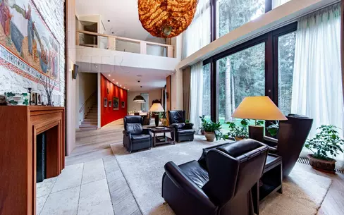 2-этажный коттедж 2 038 м² с отделкой