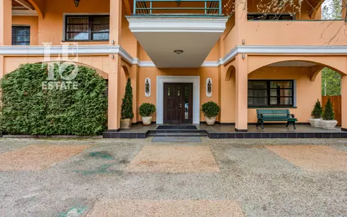 2-этажный коттедж 760 м² с отделкой