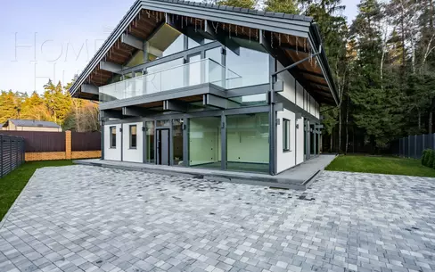 2-этажный коттедж 350 м² с отделкой