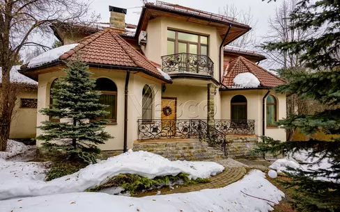 2-этажный коттедж 404 м² с отделкой