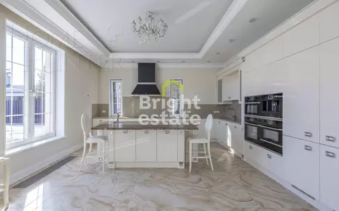 2-этажный коттедж 619 м² с отделкой