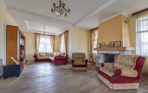 3-этажный коттедж 450 м² с отделкой