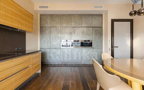 5-КОМН. КВАРТИРА С ОТДЕЛКОЙ 221 М² НА 8 ЭТАЖЕ