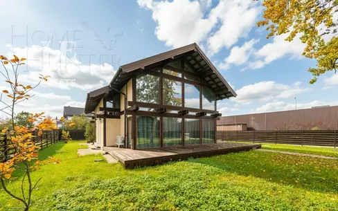 2-этажный коттедж 200 м² с отделкой