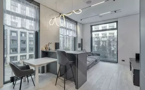 3-КОМН. КВАРТИРА С ОТДЕЛКОЙ 90 М² НА 1 ЭТАЖЕ