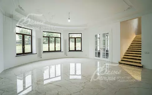 2-этажный коттедж 550 м² с отделкой