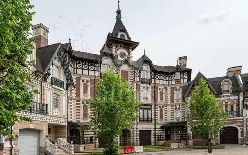 4-этажный таунхаус 362.6 м² без отделки