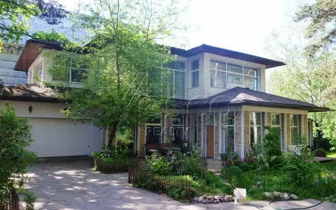 2-этажный коттедж 500 м² с отделкой