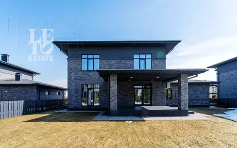 2-этажный коттедж 324 м² с отделкой