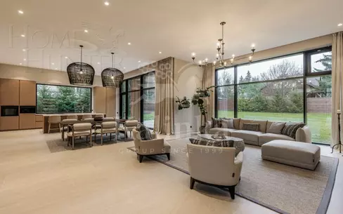 1-этажный коттедж 275 м² с отделкой