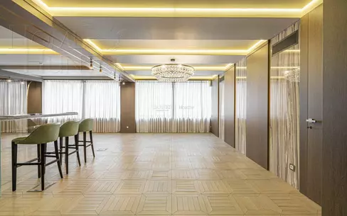 2-УРОВНЕВЫЙ ТАУНХАУС С ОТДЕЛКОЙ 360 М² НА 1 ЭТАЖЕ