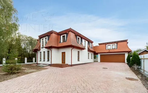 2-этажный коттедж 370 м² с отделкой