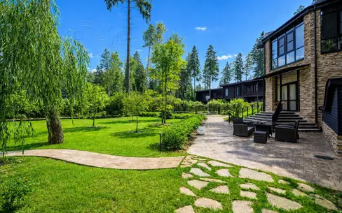 2-этажный коттедж 750 м² с отделкой