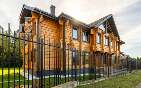 3-этажный коттедж 1 106 м² без отделки