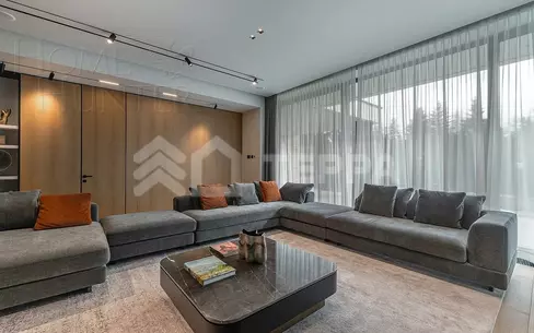 2-этажный коттедж 743 м² без отделки