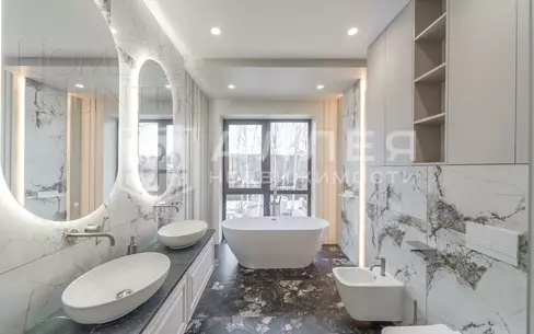 2-этажный коттедж 340 м² с отделкой