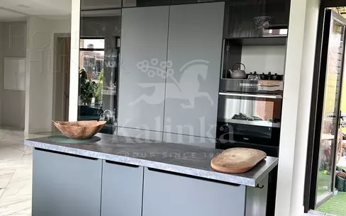 3-этажный коттедж 302 м² с отделкой