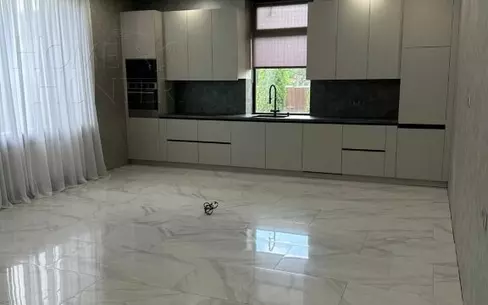 2-этажный коттедж 400 м² с отделкой