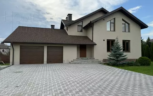 2-этажный коттедж 400 м² с отделкой