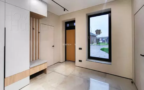 2-этажный коттедж 271 м² с отделкой