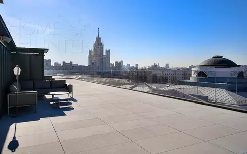 ЖК «Дом с Атлантами»